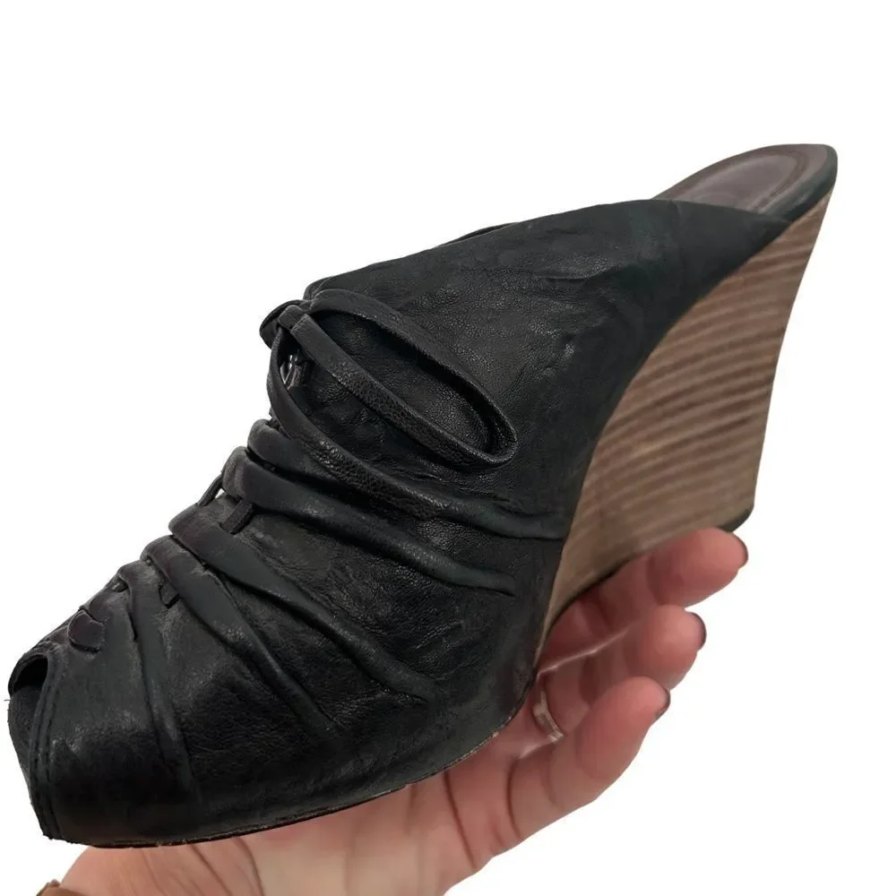 Frye Gwen black peep toe wedge with tie size 8.5